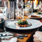 Firmenevent mit Bootstour und Weinverkostung: Eine einzigartige Kombination für unvergessliche Erlebnisse