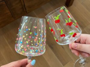 Weingläser bemalen im JuBo